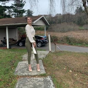 Meet your Posher, Paris